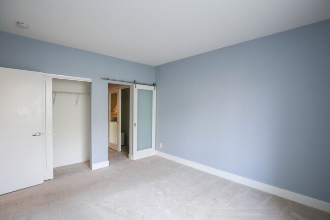 Building Photo - 155 Schooner Ct