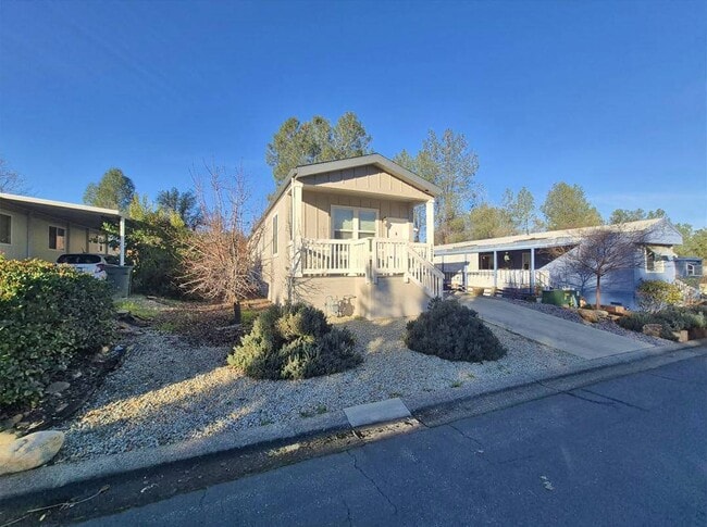 Building Photo - 1028 Shawnee Trail