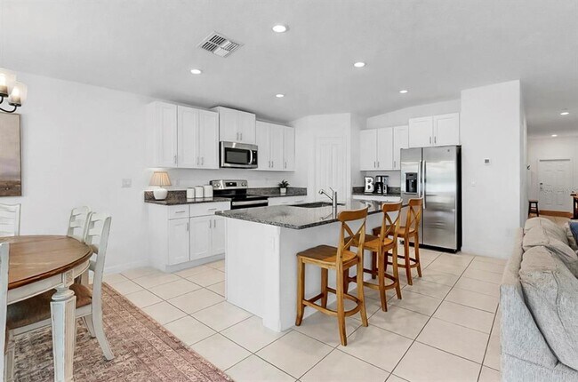 Building Photo - 13256 Great Plns Dr