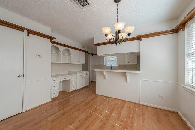 Building Photo - 2510 Wind Fall Ln