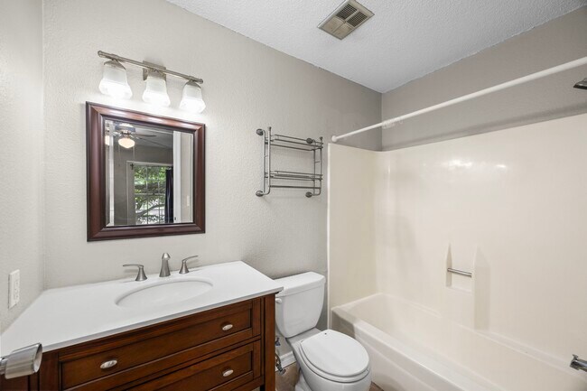 Building Photo - 11002 Hammerly Blvd