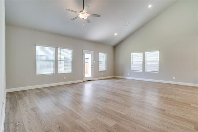 Building Photo - 1210 Mahogany Dr