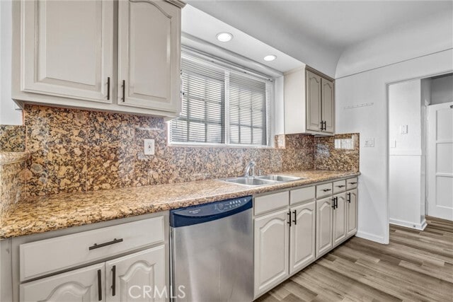 Building Photo - 9807 S Denker Ave