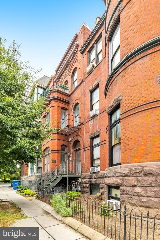 Building Photo - 2201 K St NW