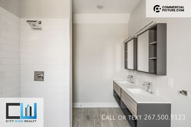 Building Photo - 3202 Capri Dr