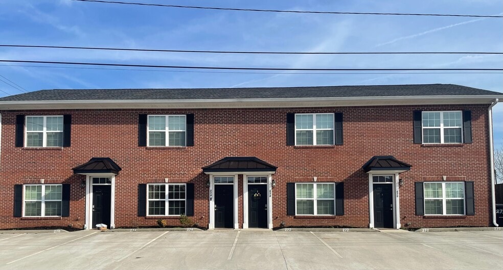Building Photo - 272 Trunk St NE