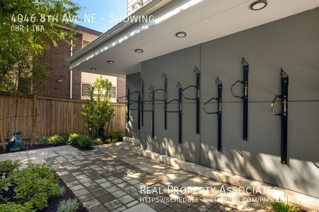 Building Photo - 4046 8th Ave NE