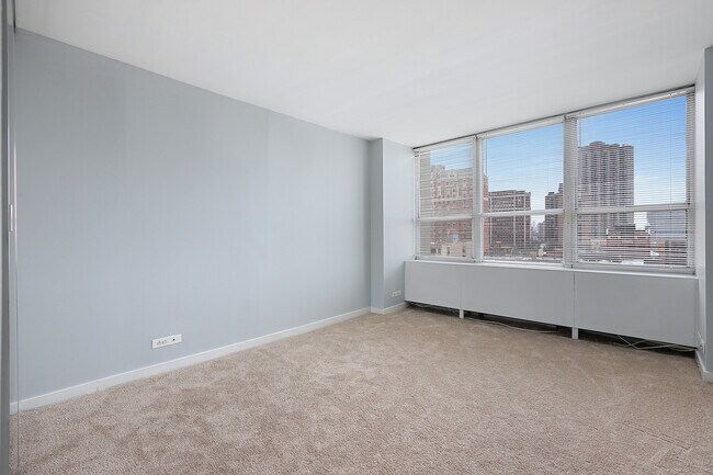 Building Photo - 655 W Irving Park Rd