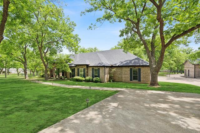 Building Photo - 8709 Claremont Dr
