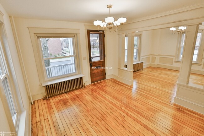 Building Photo - 67 W Laurel St