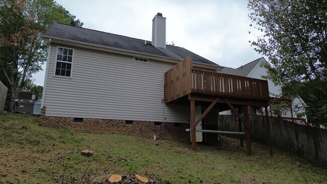 Building Photo - 223 Gregory Dr