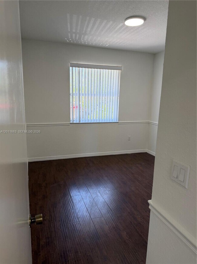 Building Photo - 15341 SW 31st Terrace