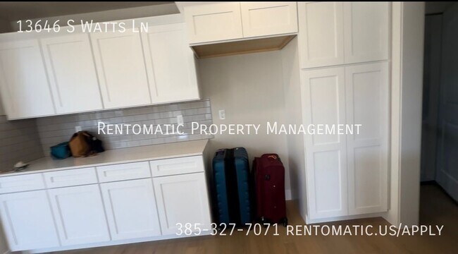 Building Photo - 13646 S Watts Ln