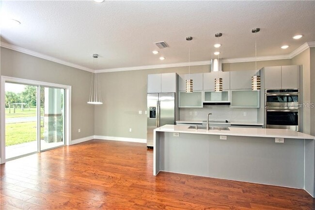 Building Photo - 1927 Greenbriar Ter