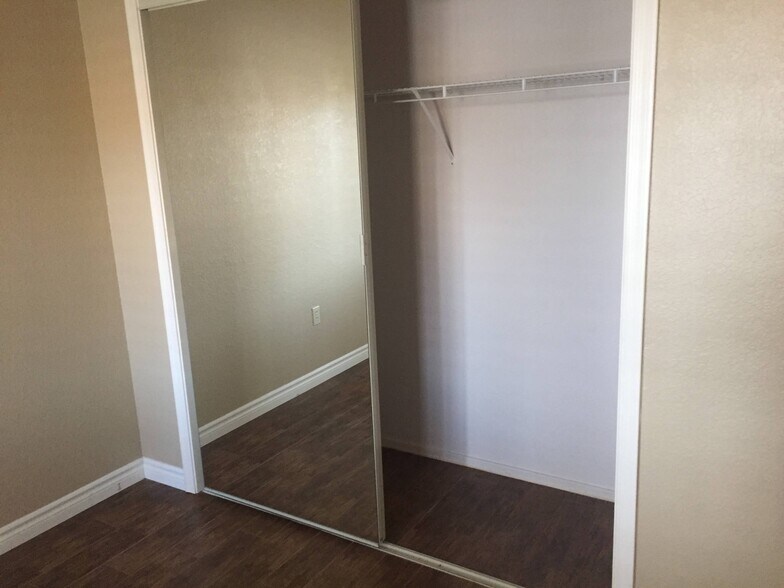 Building Photo - 9109 Grayling Dr