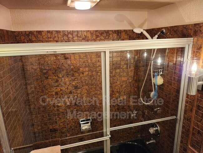 Building Photo - 3890 Caravelle Dr