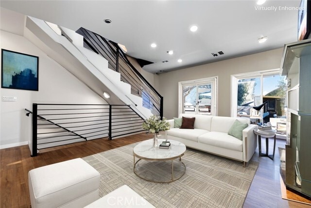 Building Photo - 1857 Crenshaw Blvd