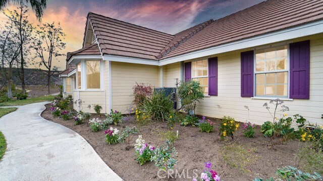 Primary Photo - 38325 De Portola Rd