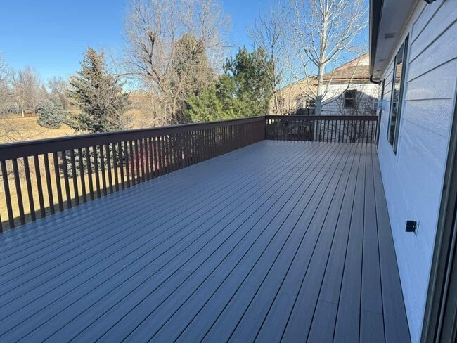 Building Photo - 1138 Lakecrest Ct