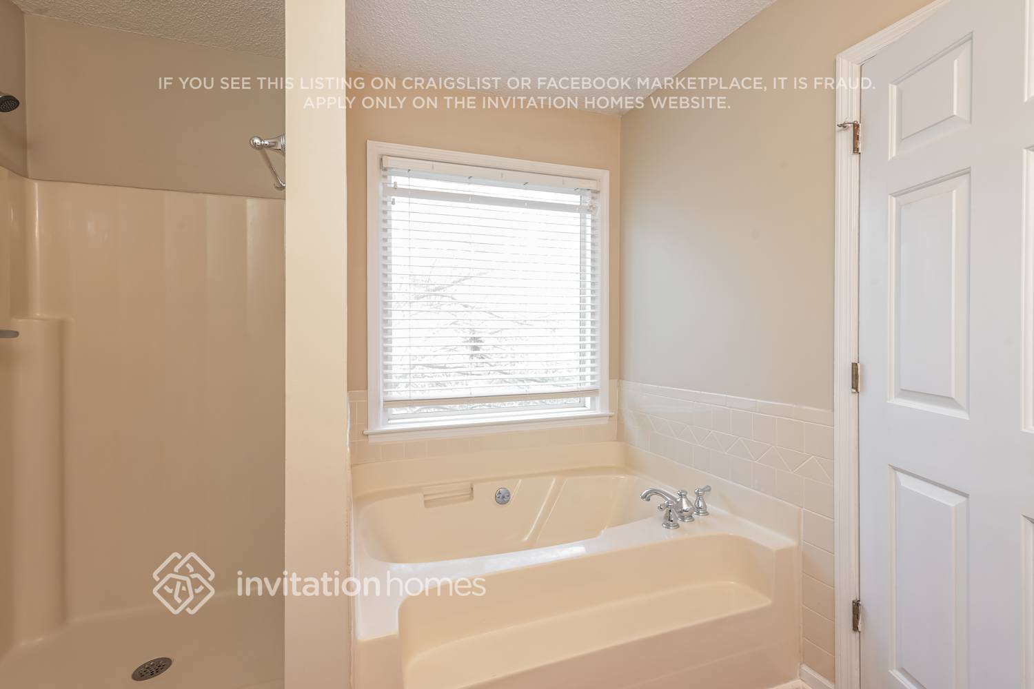 Building Photo - 5024 Logans Run