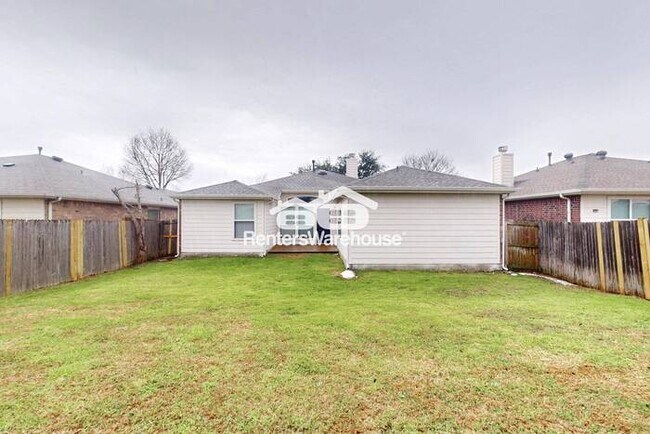 Building Photo - READY FOR MOVE-IN, 3-BEDROOM, 2-BATH HOME ...