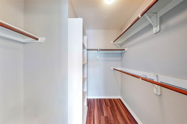 Building Photo - 107 N Camellia Grove Cir