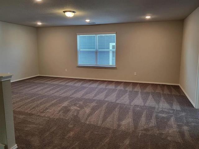 Building Photo - 5913 Hopkins Dr