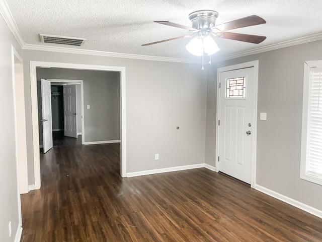 Building Photo - 110 Bowie Ln