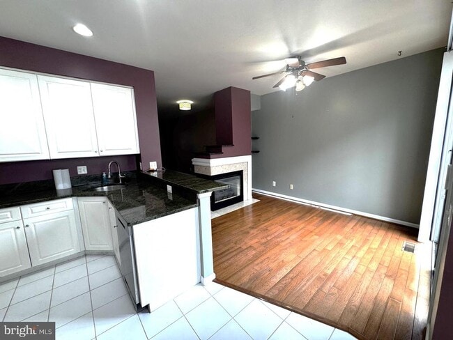 Building Photo - 6036 Lincolnia Rd