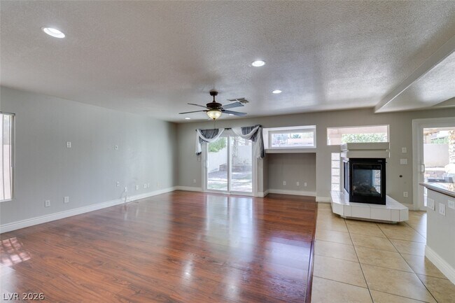 Building Photo - 1683 Tassel Fern Ave