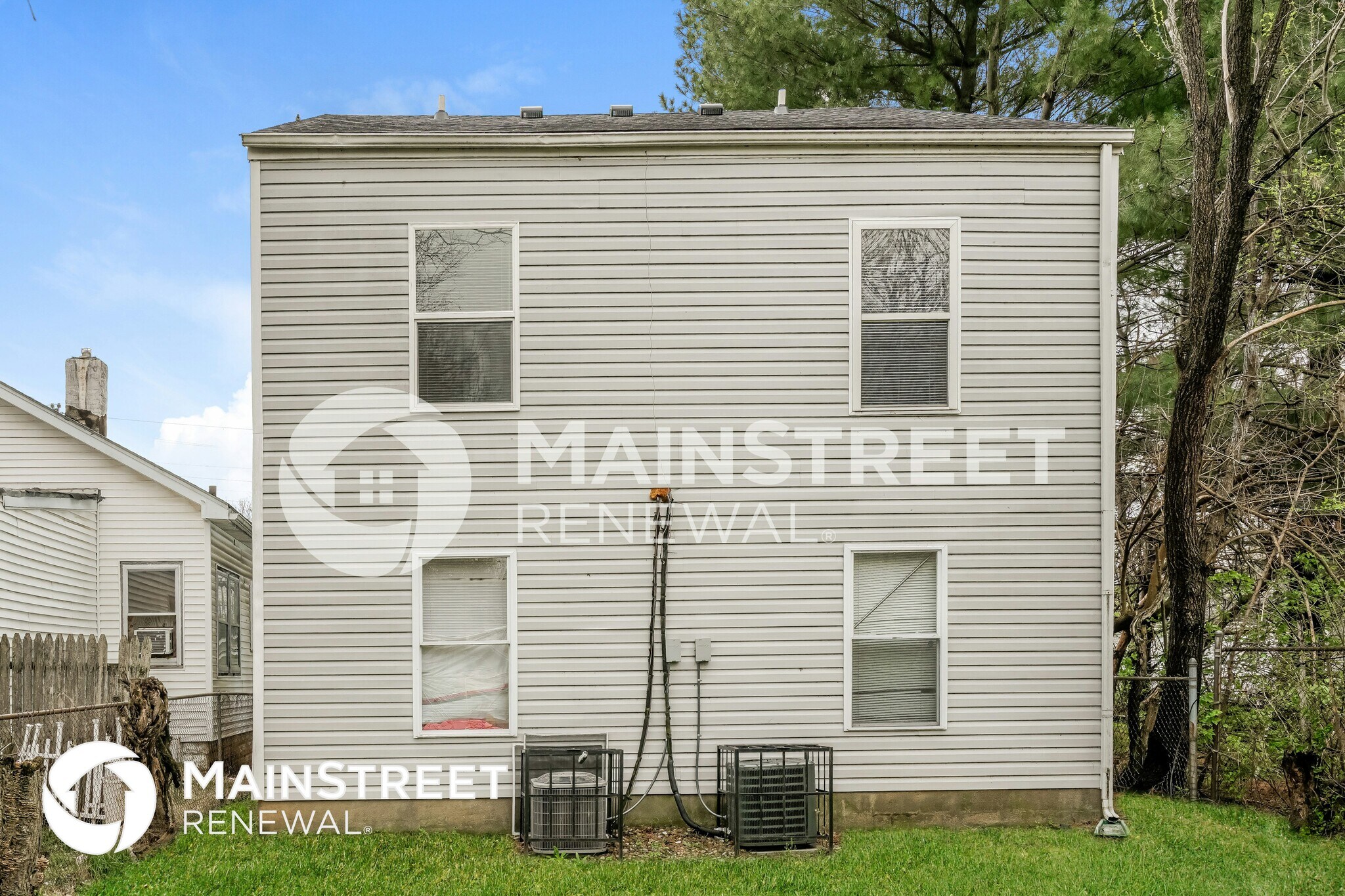 Building Photo - 2821 Rowan St