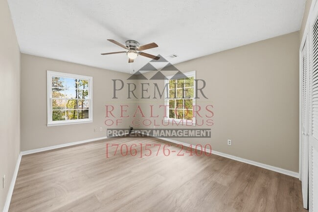 Building Photo - 5233 Verdun Dr