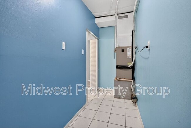 Building Photo - 175 Taney Dr