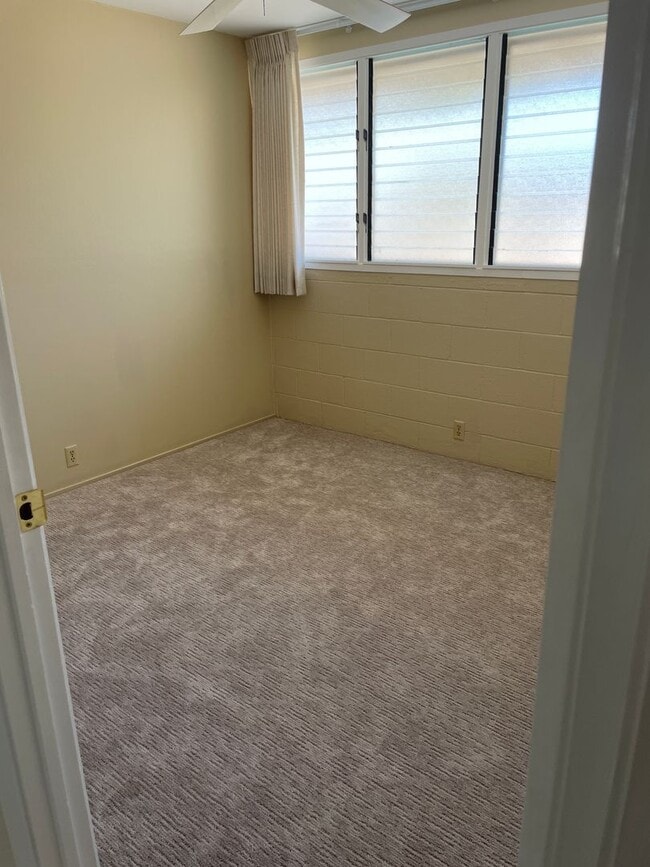 Building Photo - Aikahi Park