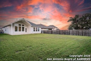 Building Photo - 1516 SPECHTS