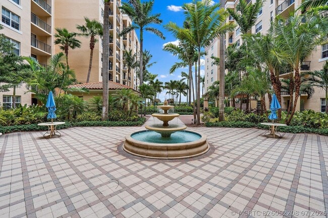 Building Photo - 1803 N Flagler Dr