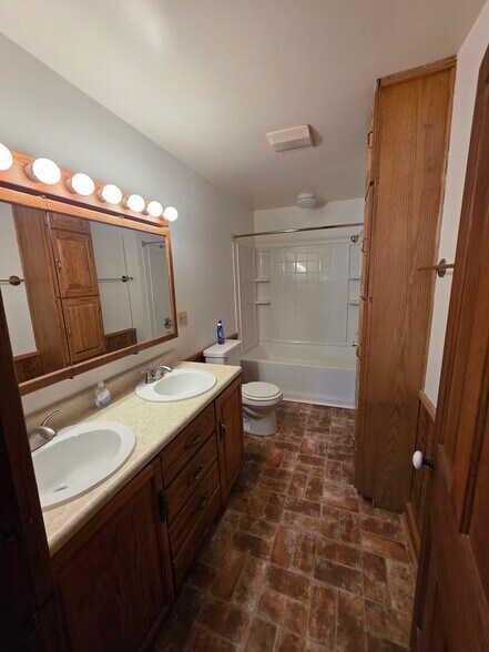 Bottom Unit Bathroom - 122 W Broadway St