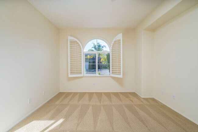 Building Photo - 21603 Glen Canyon Pl