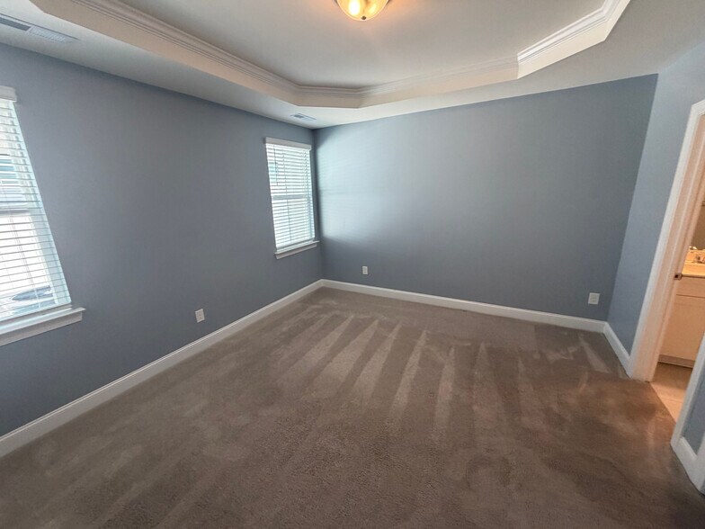 Building Photo - Room in Townhome on Keeton Ln