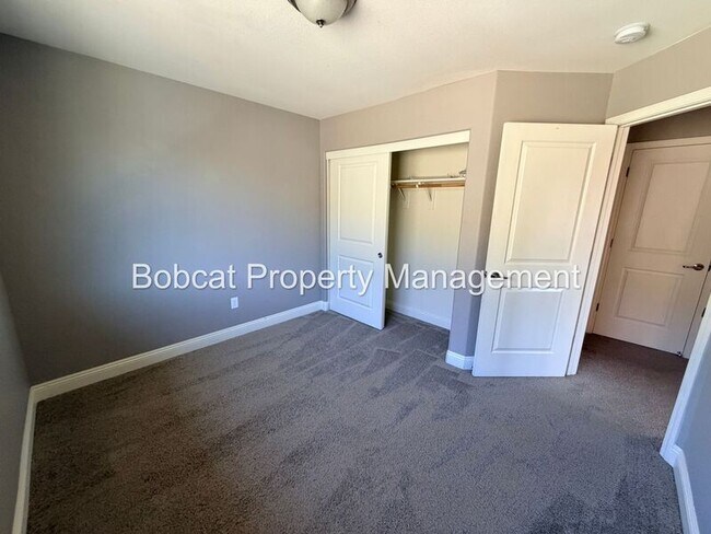 Building Photo - 1334 Campagni Ln