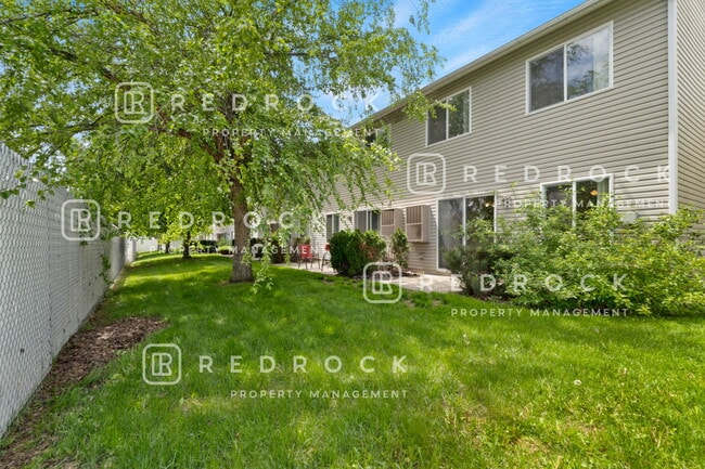 Building Photo - 4844 N Orchid Ln