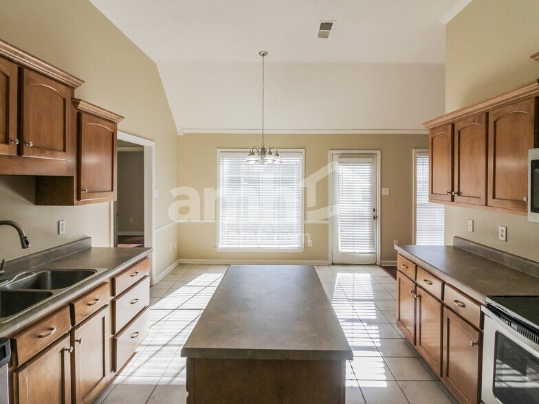 Building Photo - 95 Sweet Leaf Ln