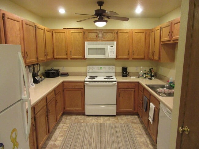 Building Photo - 16888 Hurricane Ln