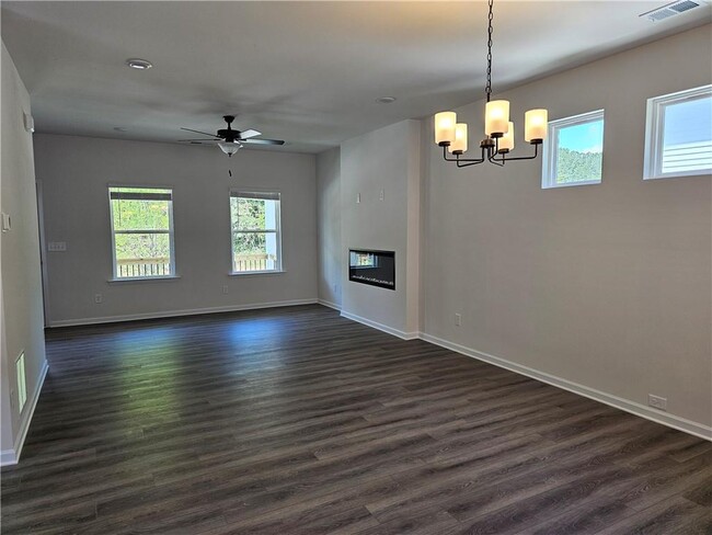Building Photo - 1666 Eagle Dr