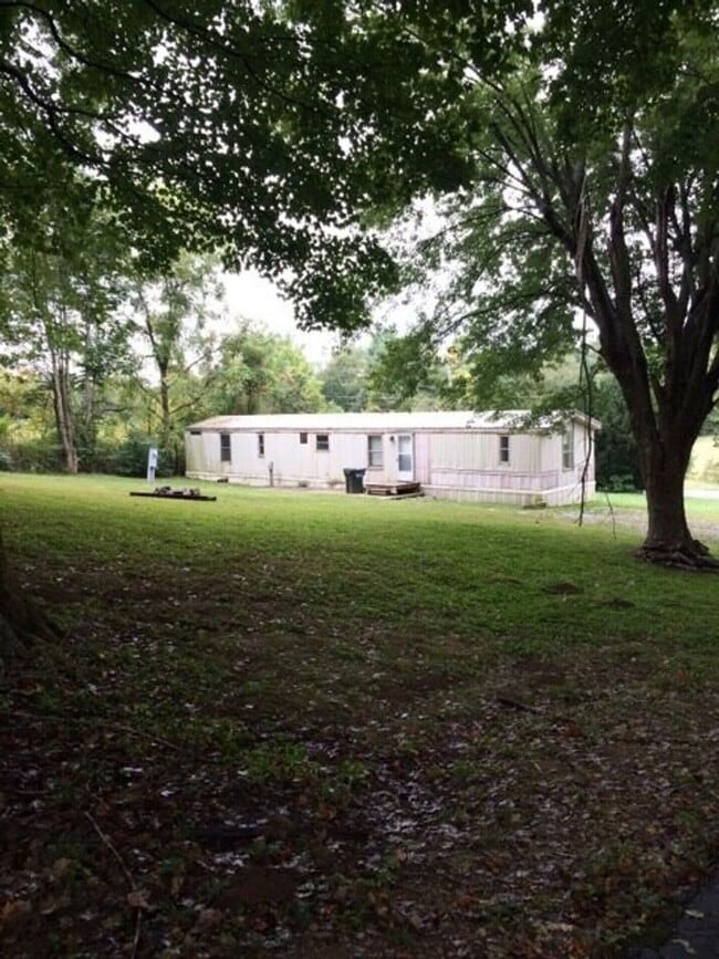 Building Photo - 2 bedroom,  2 bath Modular: Available May 2026!