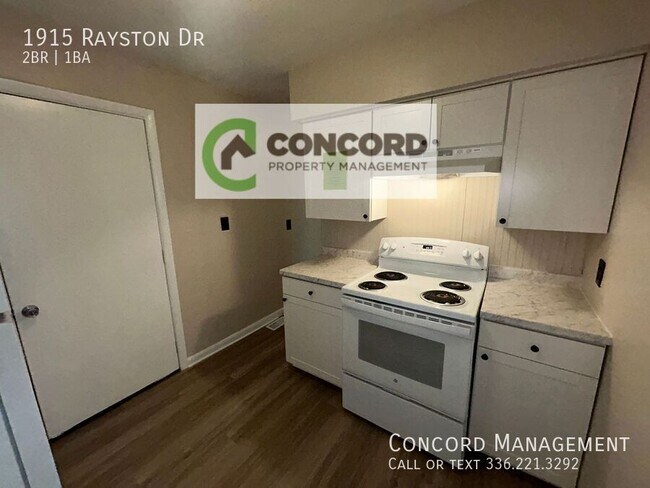 Building Photo - 1915 Rayston Dr