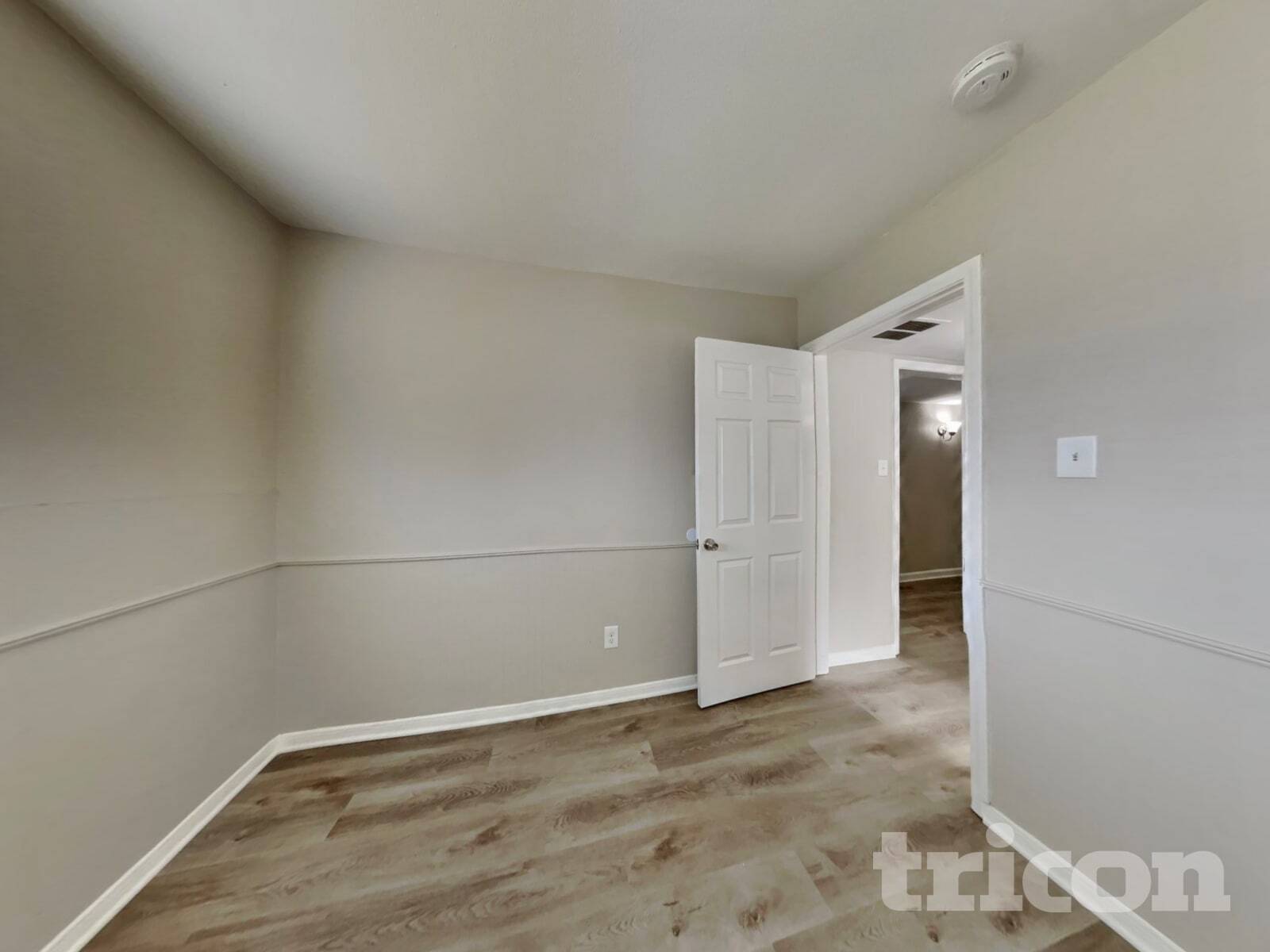 Building Photo - 9007 Gauguin Dr