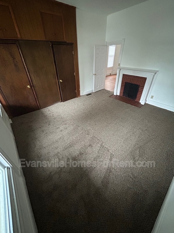 Building Photo - 404 E Virginia St