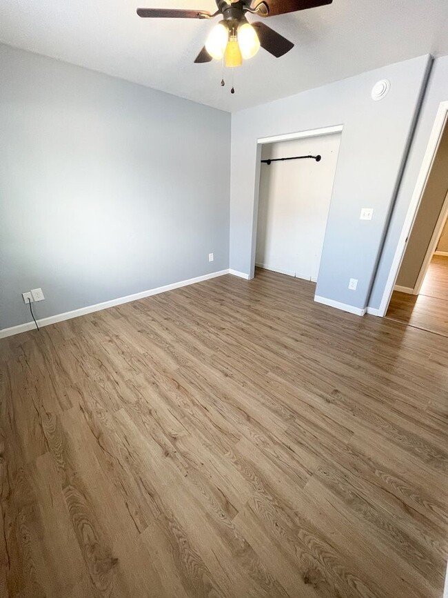 Building Photo - 2bd, 2 Bath Home for Rent in North Pole - FUEL INCLUDED!