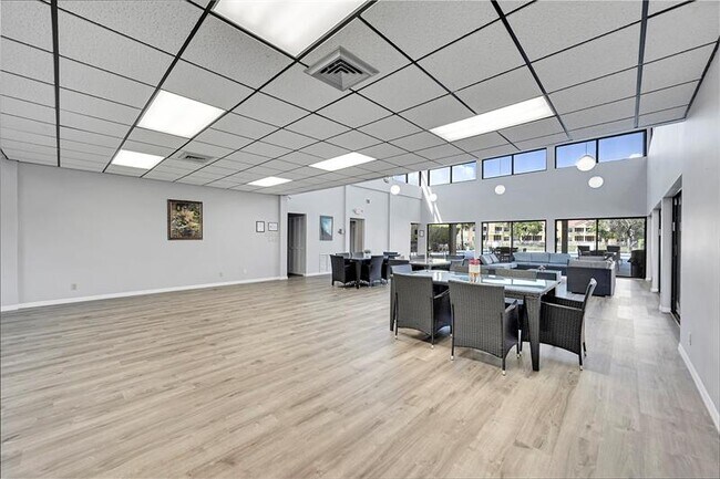 Building Photo - 8592 W Sunrise Blvd